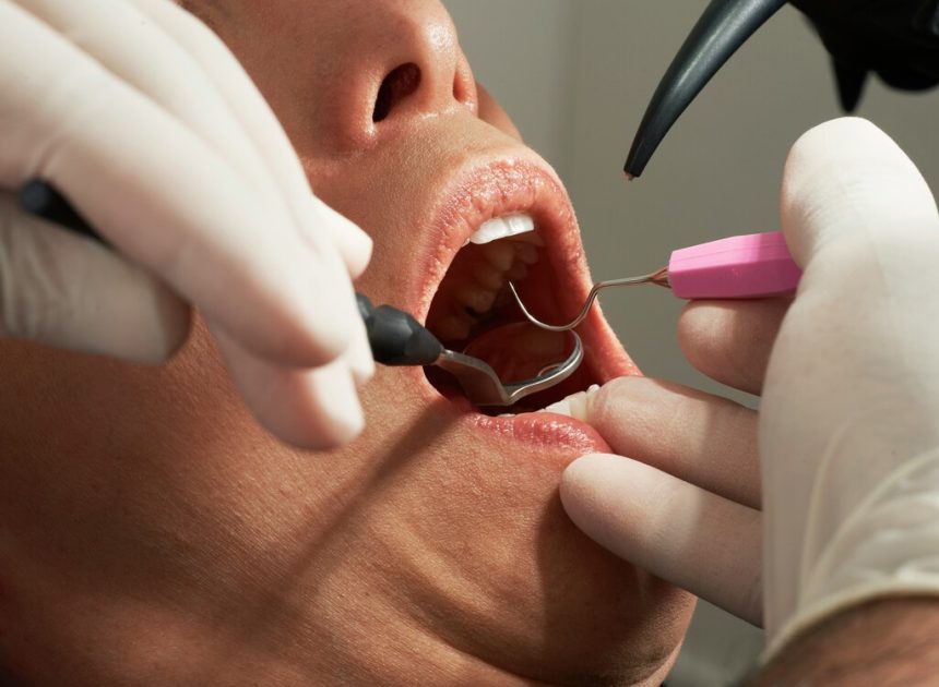 En silencio, Marruecos se está convirtiendo en una potencia económica peculiar: la «Turquía» de los dientes